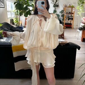 Women's Cream Pleated Long-Sleeve Mini Dress